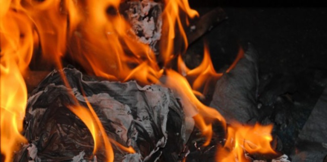 Mauritanie: Attar,une femme de 34 ans s’immole par le feu en pleine rue! Mauritanie: Attar,une femme de 34 ans s’immole par le feu en pleine rue!