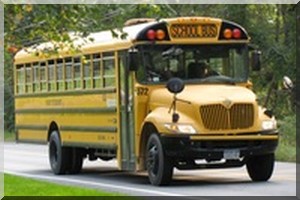 Des school bus arrivent Des school bus arrivent