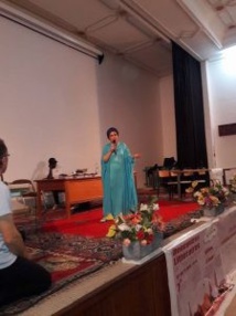 Halima Hamdane anime une soirée de contes au centre culturel marocain à Nouakchott Halima Hamdane anime une soirée de contes au centre culturel marocain à Nouakchott