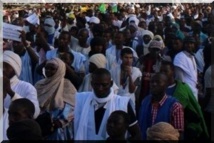 Référendum constitutionnel Adversaires et partisans ouvrent les hostilités Référendum constitutionnel Adversaires et partisans ouvrent les hostilités