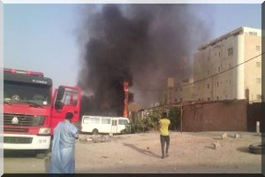 Nouakchott-Nord : Un poteau électrique prend feu à Tevrag-Zeina Nouakchott-Nord : Un poteau électrique prend feu à Tevrag-Zeina