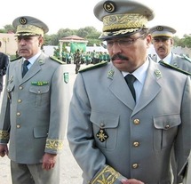 Coup de théâtre, le général Aziz refuse l’autodissolution du HCE et change de représentant auprès de la médiation
