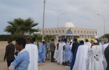 Début des préparatifs au palais des congrès de la signature du décret de désignation du GTUN et de la démission du président déchu Sidi Début des préparatifs au palais des congrès de la signature du décret de désignation du GTUN et de la démission du président déchu Sidi