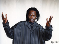 Le nouveau son de Baaba Maal: un chanteur entre deux mondes Le nouveau son de Baaba Maal: un chanteur entre deux mondes