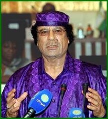 Muammar Kadhafi: Parcours d'un révolutionnaire Muammar Kadhafi: Parcours d'un révolutionnaire