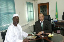 Le président du PMC Arc-en-ciel effectue une visite de courtoisie chez le nouveau directeur général de l’Office National de l’état Civil Le président du PMC Arc-en-ciel effectue une visite de courtoisie chez le nouveau directeur général de l’Office National de l’état Civil