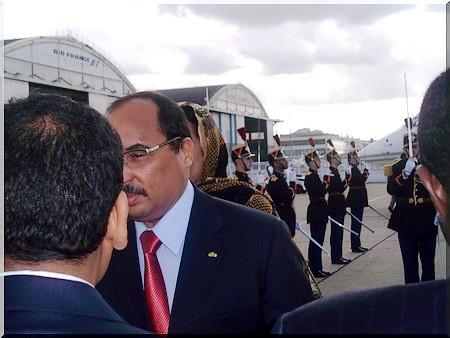 [Reportage Photos] Mohamed Ould Abdel Aziz entame une visite officielle en France