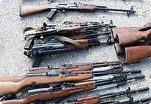 Forces armées nationales : Arrestation d’un officier sur fonds de trafic d’armes Forces armées nationales : Arrestation d’un officier sur fonds de trafic d’armes