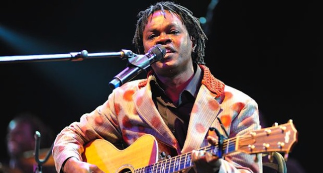 Baaba MAAL : « J’ai eu une carrière qui a été constituée de hauts et de bas, de criantes parfois, de peur, mais ... 