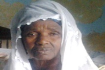 Madame Houlèye Sall, présidente du collectif des veuves des militaires négro-mauritaniens exécutés dans les années 89 – 90 : ‘’Comment peut-on imaginer, un seul instant, que je puisse signer un accord qui ... Madame Houlèye Sall, présidente du collectif des veuves des militaires négro-mauritaniens exécutés dans les années 89 – 90 : ‘’Comment peut-on imaginer, un seul instant, que je puisse signer un accord qui ...