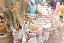 Si ce n’est une dévaluation… 10 UM de plus, ce sont 100 UM de plus ! Si ce n’est une dévaluation… 10 UM de plus, ce sont 100 UM de plus !