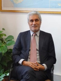 REVELATION DU NOM DE L’AMI DES DICTATEURS AFRICAINS RENCONTRÉ PAR LE PRÉSIDENT DANS LA BROUSSE DU TIRIS ZEMMOUR