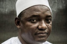 Gambie : Adama Barrow sous pression, un an après la chute de Yahya Jammeh Gambie : Adama Barrow sous pression, un an après la chute de Yahya Jammeh
