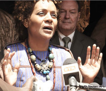 La Gouverneure du Canada au bord des larmes