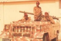 Ould Abdel Aziz se rend à la base militaire de Jreida