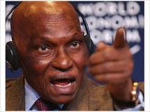 Wade tance l’ambassadeur des Etats- Unis : « Je ne vous permettrai plus d’insulter le Sénégal» Wade tance l’ambassadeur des Etats- Unis : « Je ne vous permettrai plus d’insulter le Sénégal»