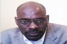 Aidez-moi à comprendre (Libre Expression) par Adama Ngaide