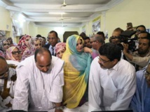 Des voix politico- religieuses pour un 3e mandat pour Aziz Des voix politico- religieuses pour un 3e mandat pour Aziz