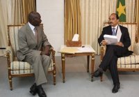 Contre les doléances de Wade, Aziz souhaite l’indemnisation de commerçants mauritaniens