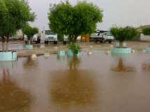 Kaédi : Les eaux assiègent le quartier de Wandama et des craintes de voir céder la digue de protection de la ville