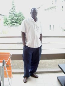 Des interrogations ????   Pourquoi L’AJD/MR et l’avomm ont eu peur d’exposé les photos des martyrs