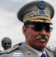 LE GENERAL MISSGHAROU OULD GHOUEIZY CHEZ CHEIKH MOHAMMEDOU OULD CHEIKH HAMAHOULLAH À NIORO (MALI)