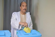 Mauritanie: Ould Abdel Aziz évoque à nouveau la possibilité d'un 3e mandat Mauritanie: Ould Abdel Aziz évoque à nouveau la possibilité d'un 3e mandat