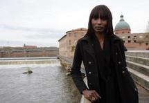 Aminetou Gaye donne la parole aux étrangers