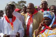 Niasse rectifie Wade