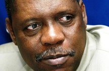 CAF : Hayatou vers la sortie ?