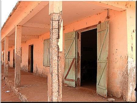Ecole 1 de Rosso : 500 élèves sous des toits qui menacent de s’effondrer [Reportage Photos]