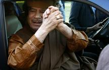 Quel Etat pourrait bien accueillir Mouammar Kadhafi?