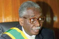 La garde républicaine humilie le président du sénat Ba M’Baré.