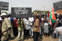 Burkina Faso : l’opposition exige le départ de Blaise