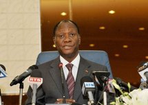 Ouatara a demandé au procureur de la CPI d'enquêter en Côte d'Ivoire