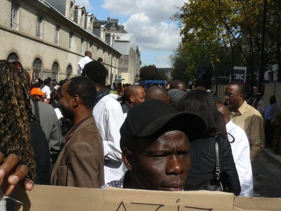 MANIFESTATION DEVANT LE SIÈGE DE L'UNESCO A PARIS DES REPRÉSENTANTS DE L'OPPOSITION MAURITANIENNE 