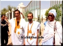 Assemblée nationale: Trois députés accueillent les manifestants de TPNM.