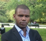 Un vivant parmi les morts