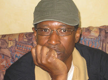 Émouvante interview de l’écrivain Mauritanien Diagne Oumar. Émouvante interview de l’écrivain Mauritanien Diagne Oumar.