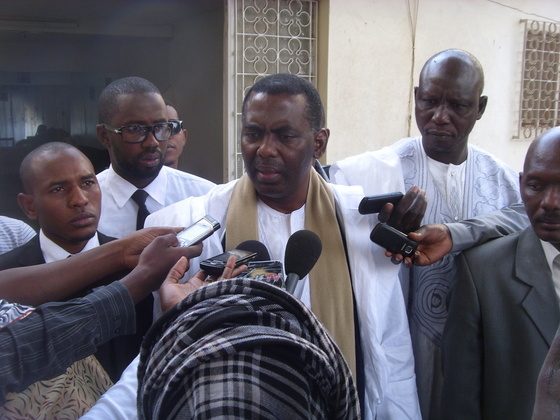 Communication de Biram Dah ABEID, Président d’IRA-Mauritanie à la Raddho, face à la presse, à des membres de la société civile et politique sénégalaise.
