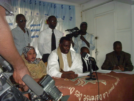 Communication de Biram Dah ABEID, Président d’IRA-Mauritanie à la Raddho, face à la presse, à des membres de la société civile et politique sénégalaise.