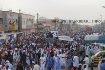 Mauritanie : Des dizaines de milliers d'opposants exigent le départ d'Aziz
