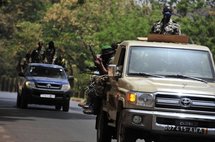 Mali: les rebelles prennent Tombouctou, le Mali coupé en deux