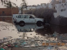 Dispensaire de Sebkha: Trois véhicules couteux abandonnés dans les eaux de pluies