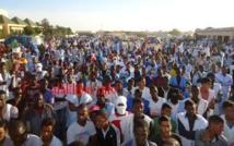 Milliers des manifestants hostiles au "vide constitutionnel"