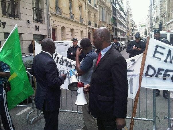 Sit-in du mercredi 26 juin 2013 devant l’ambassade de Mauritanie à Paris (Photos)