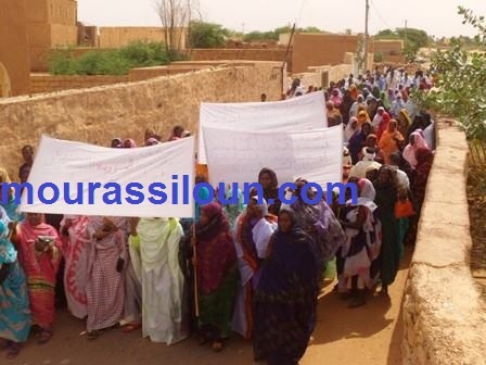 Manifestation à Tidjikja après la mort de 4 femmes à l’hôpital de la ville...PHOTOS