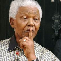Décès  de MANDELA deuil de trois jours en Mauritanie: LES  LARMES DE CROCODILE
