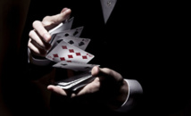 Le dernier coup d’Aziz : un nègre hors-service à l’ambassade à Paris…