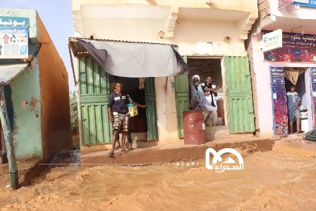 Exclusif : Les habitants de N’Beika fuient leurs maisons inondées…Photos Exclusif : Les habitants de N’Beika fuient leurs maisons inondées…Photos